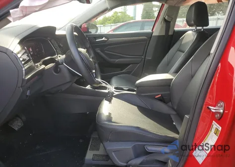 2020 Volkswagen Jetta Sel z USA, uszkodzony, nr VIN 3VWEB7BU8LM001968